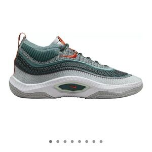 Nike Cosmic Unity 3 Men’s Basketball Shoes Size 12